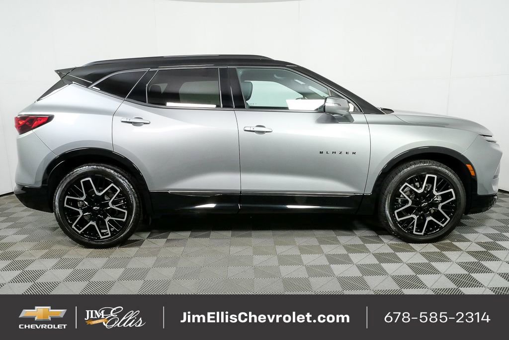 Used 2023 Chevrolet Blazer RS w/ Driver Confidence II Package image 29