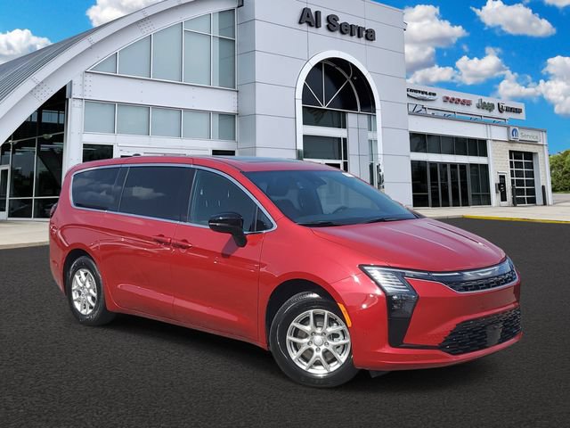 New 2027 Chrysler Pacifica Select w/ Family Tech Group FWD image 1