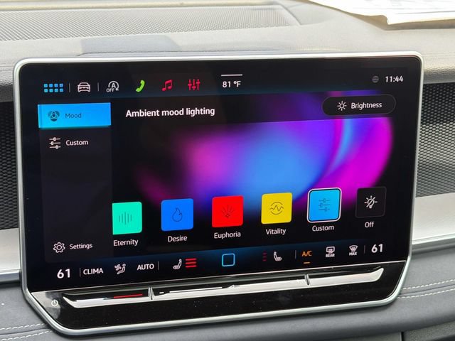 New 2026 Volkswagen Tiguan SE R-Line FWD image 21