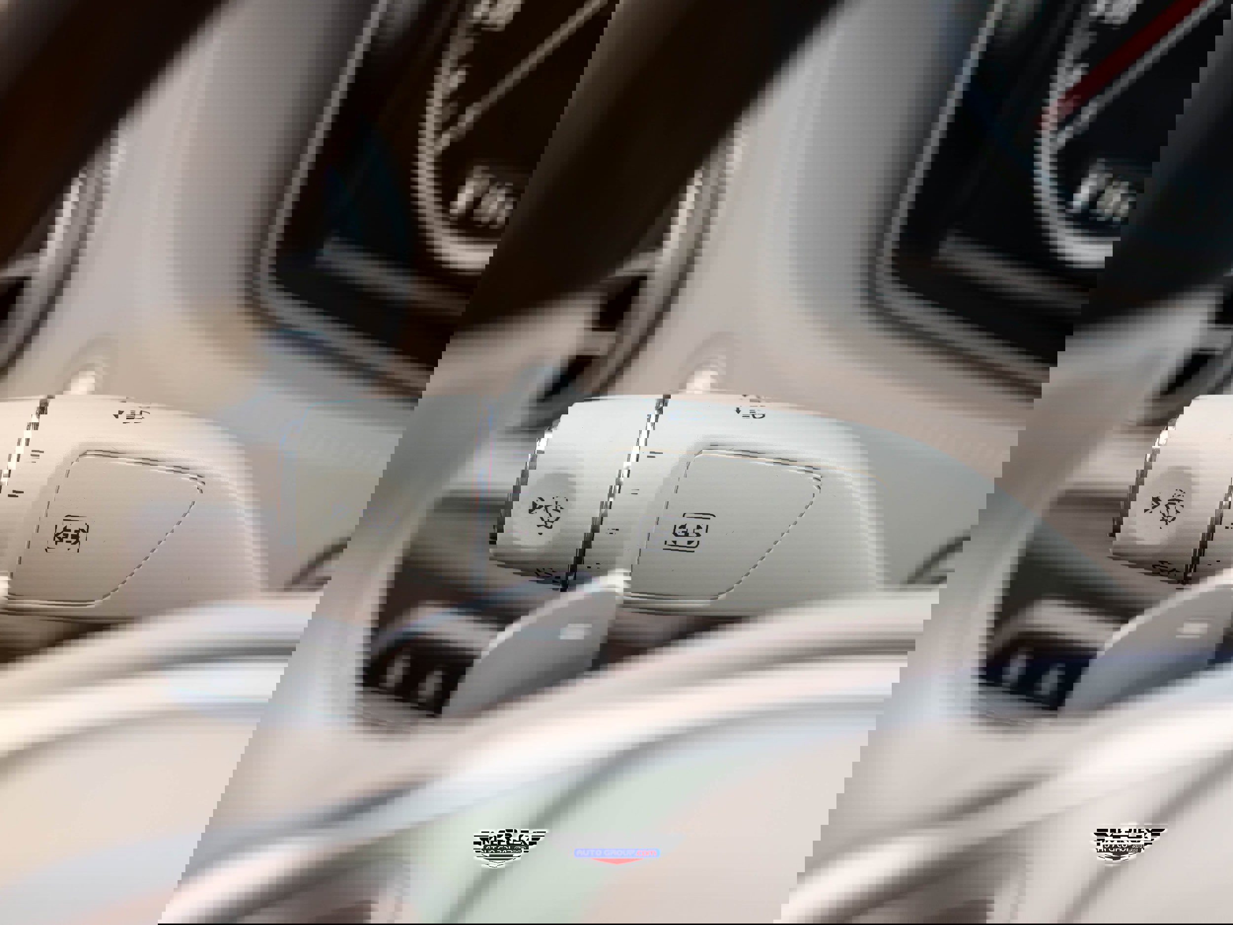 Used 2015 Mercedes-Benz S 550 Sedan image 29