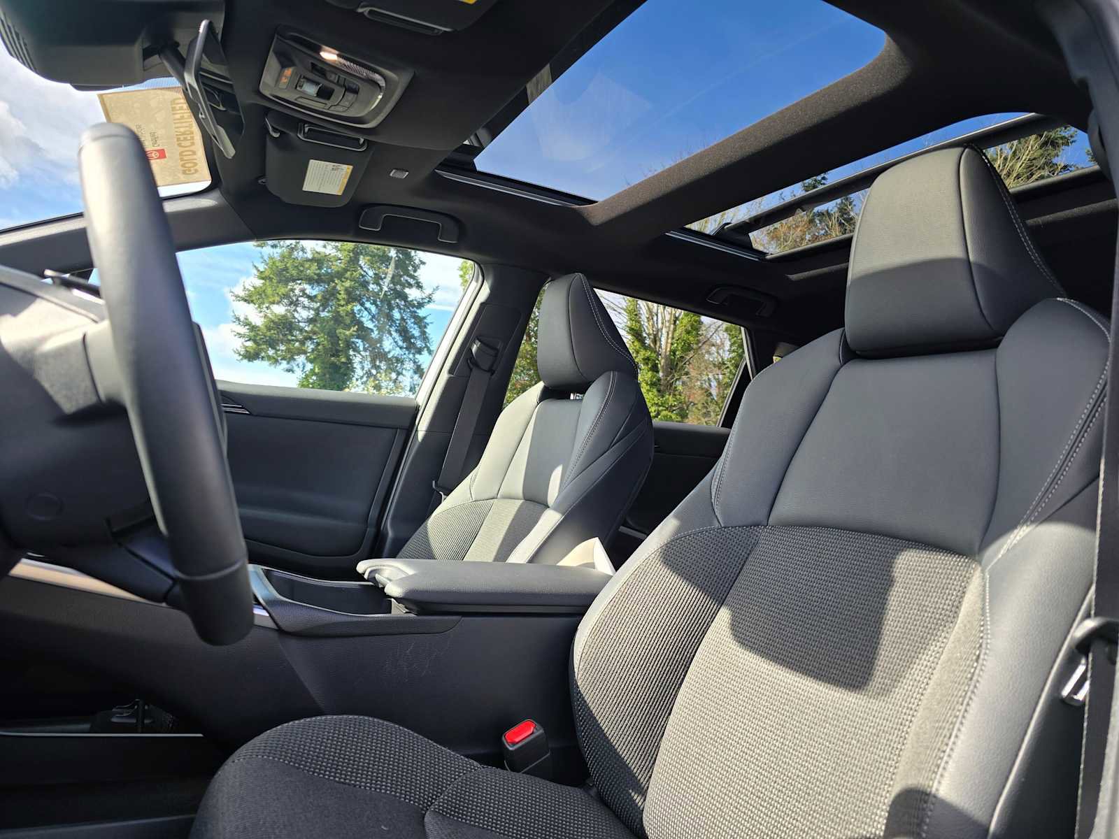 Used 2025 Toyota bZ4X FWD w/ Weather Package image 21