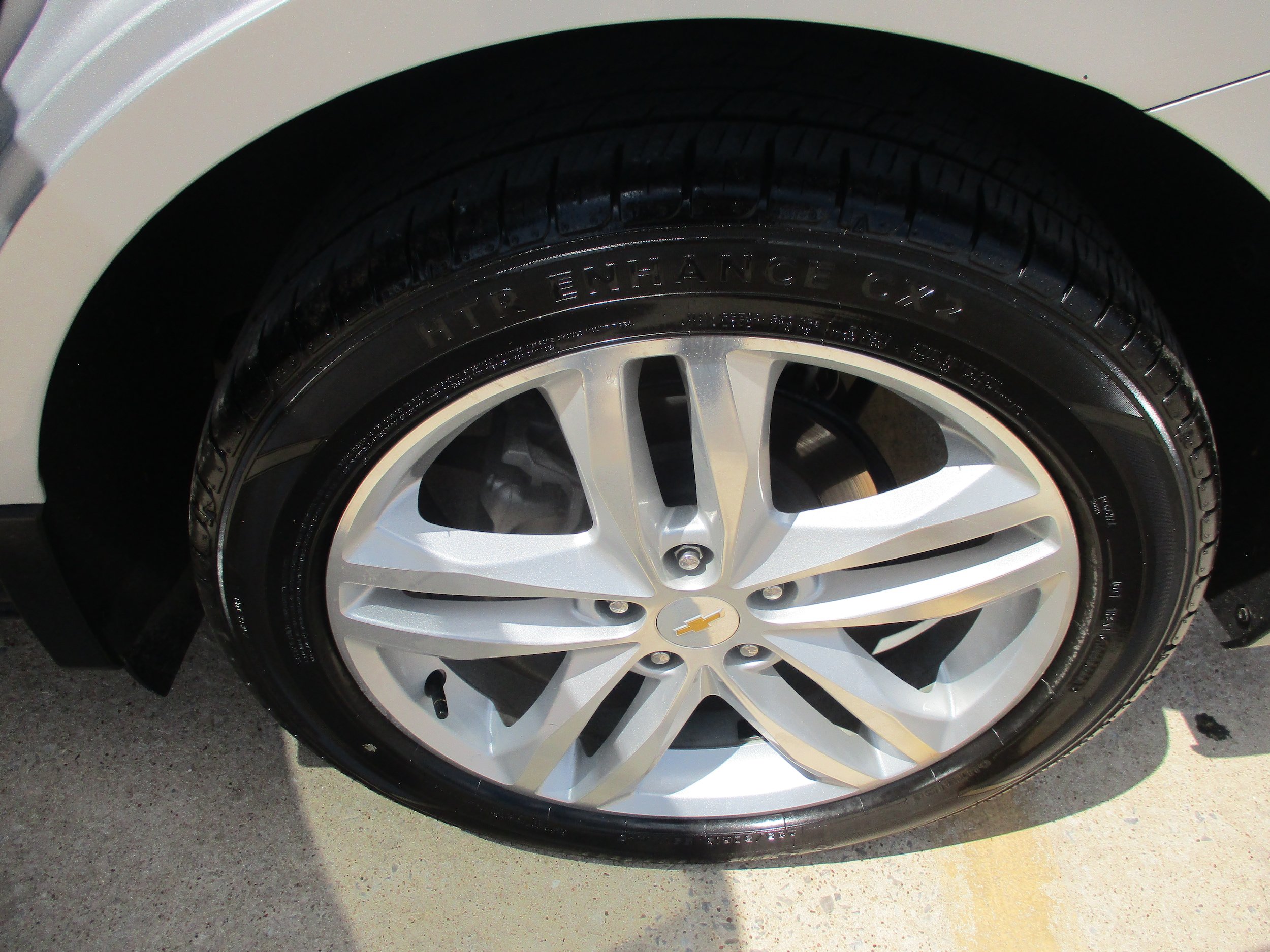 Used 2018 Chevrolet Equinox Premier FWD image 6