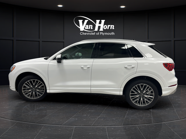 Used 2021 Audi Q3 2.0T Premium w/ Convenience Package AWD/4WD image 4