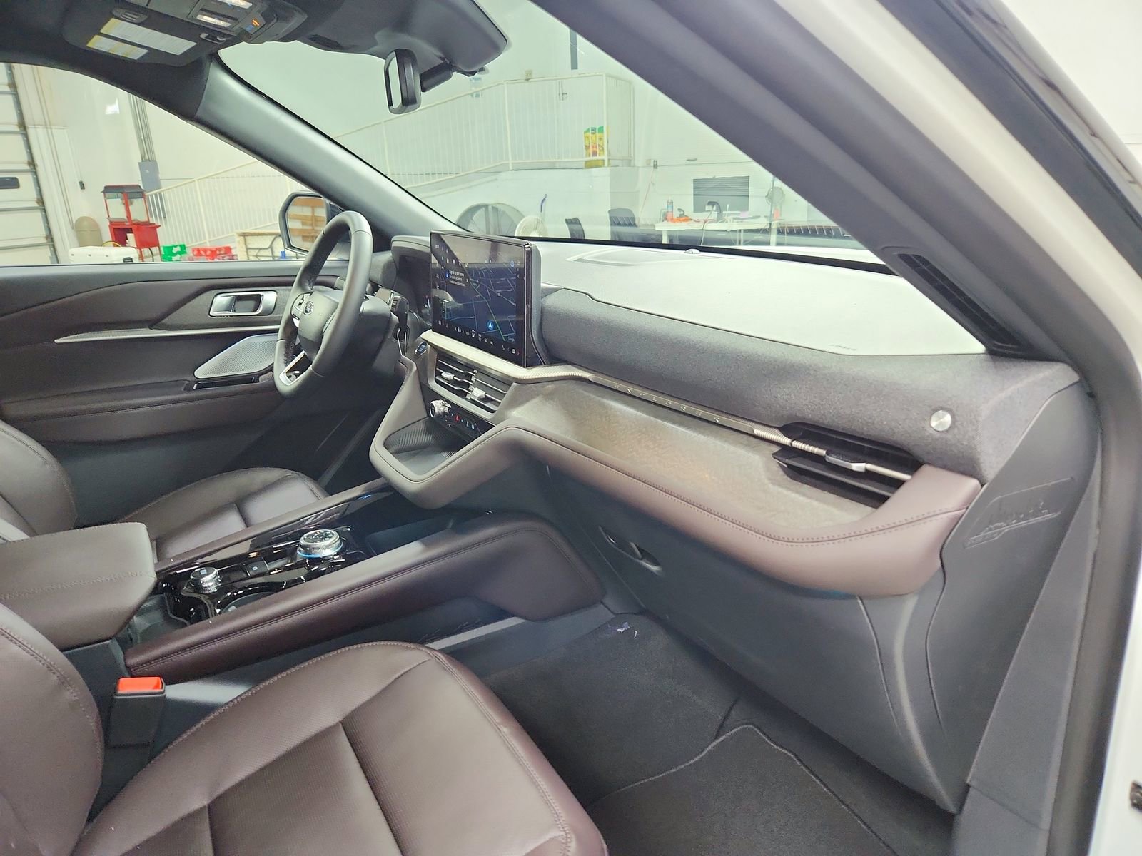 New 2026 Ford Explorer Platinum image 38