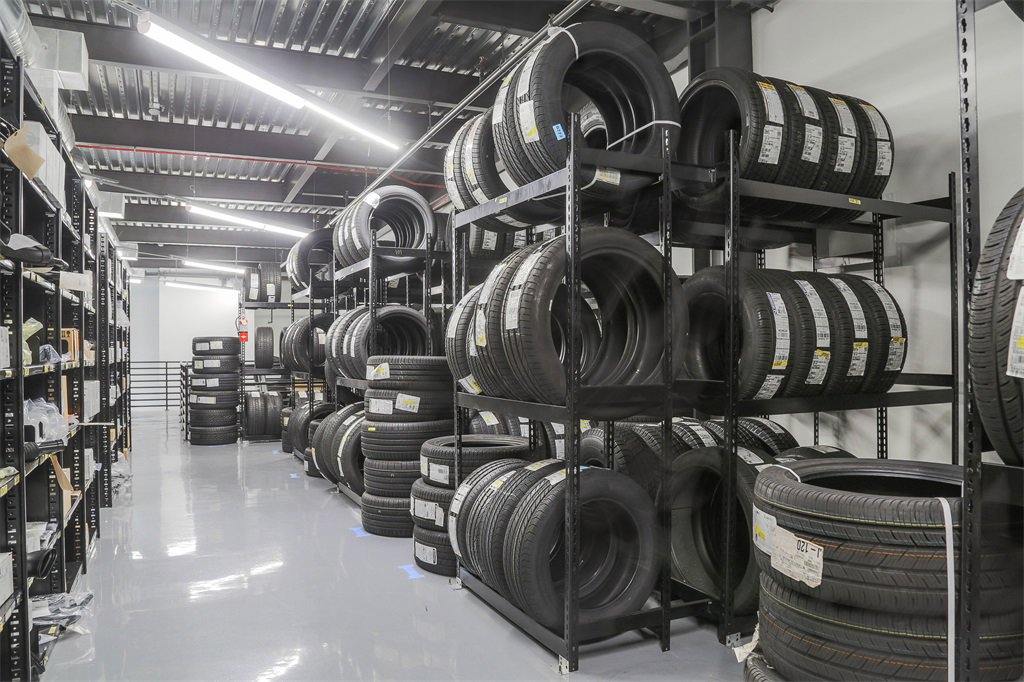 Used 2023 Mercedes-Benz EQS 450+ 4MATIC SUV image 45