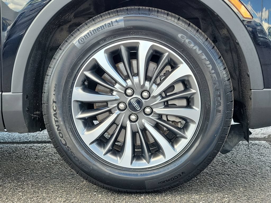 Certified 2023 Lincoln Nautilus FWD w/ Premium Package image 9