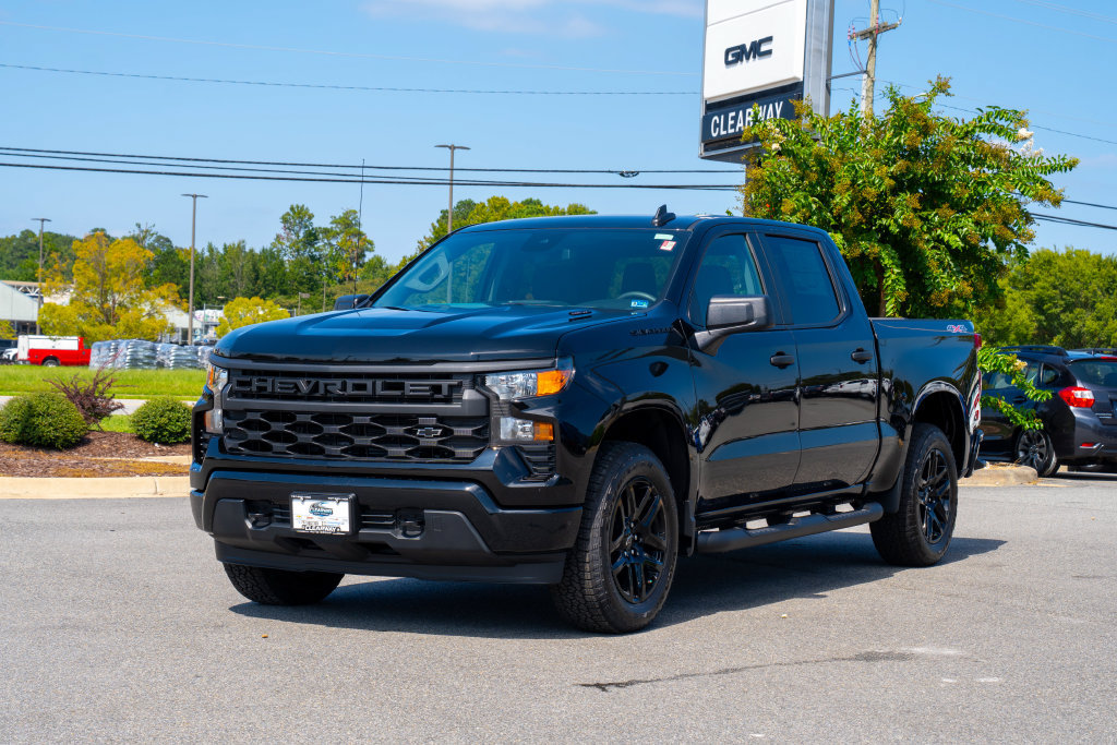 New 2026 Chevrolet Silverado 1500 Custom w/ Turbomax Blackout Package AWD/4WD image 3
