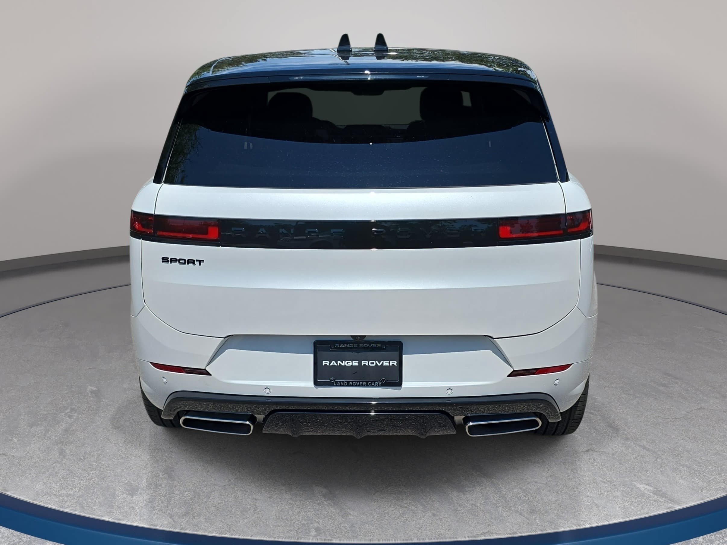New 2026 Land Rover Range Rover Sport Dynamic SE AWD/4WD image 6