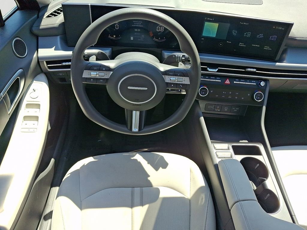 Used 2025 Hyundai Sonata SEL FWD image 11