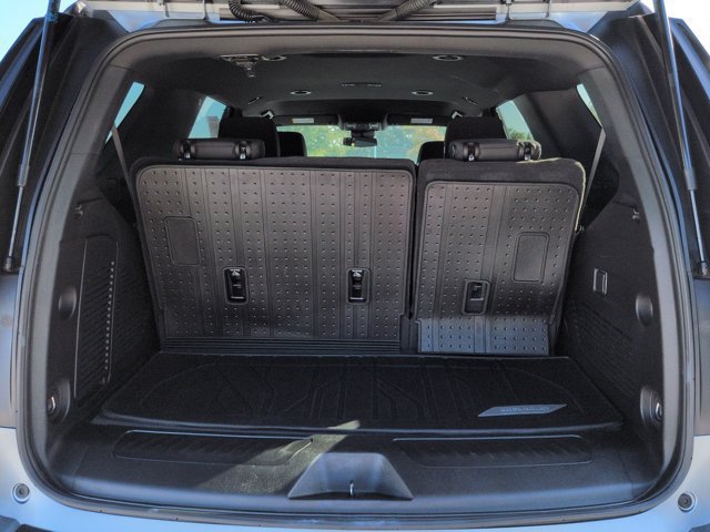 Used 2025 Chevrolet Tahoe LS w/ LPO, Dark Essentials Package RWD image 12
