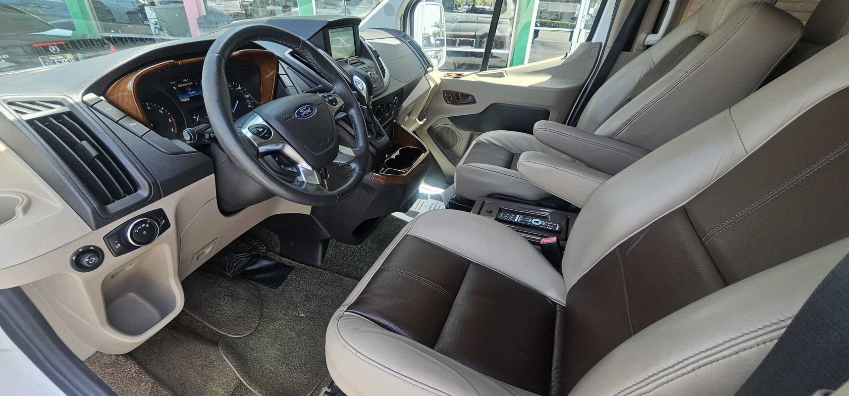 Used 2016 Ford Transit 150 XLT RWD image 20