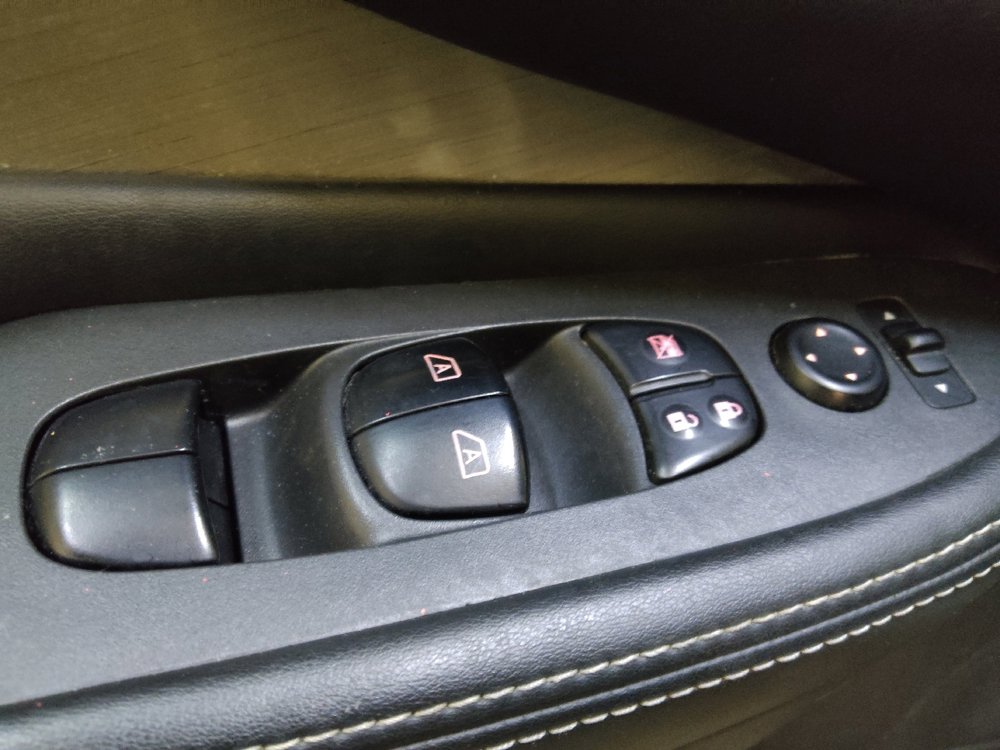 Used 2017 Nissan Murano S image 27