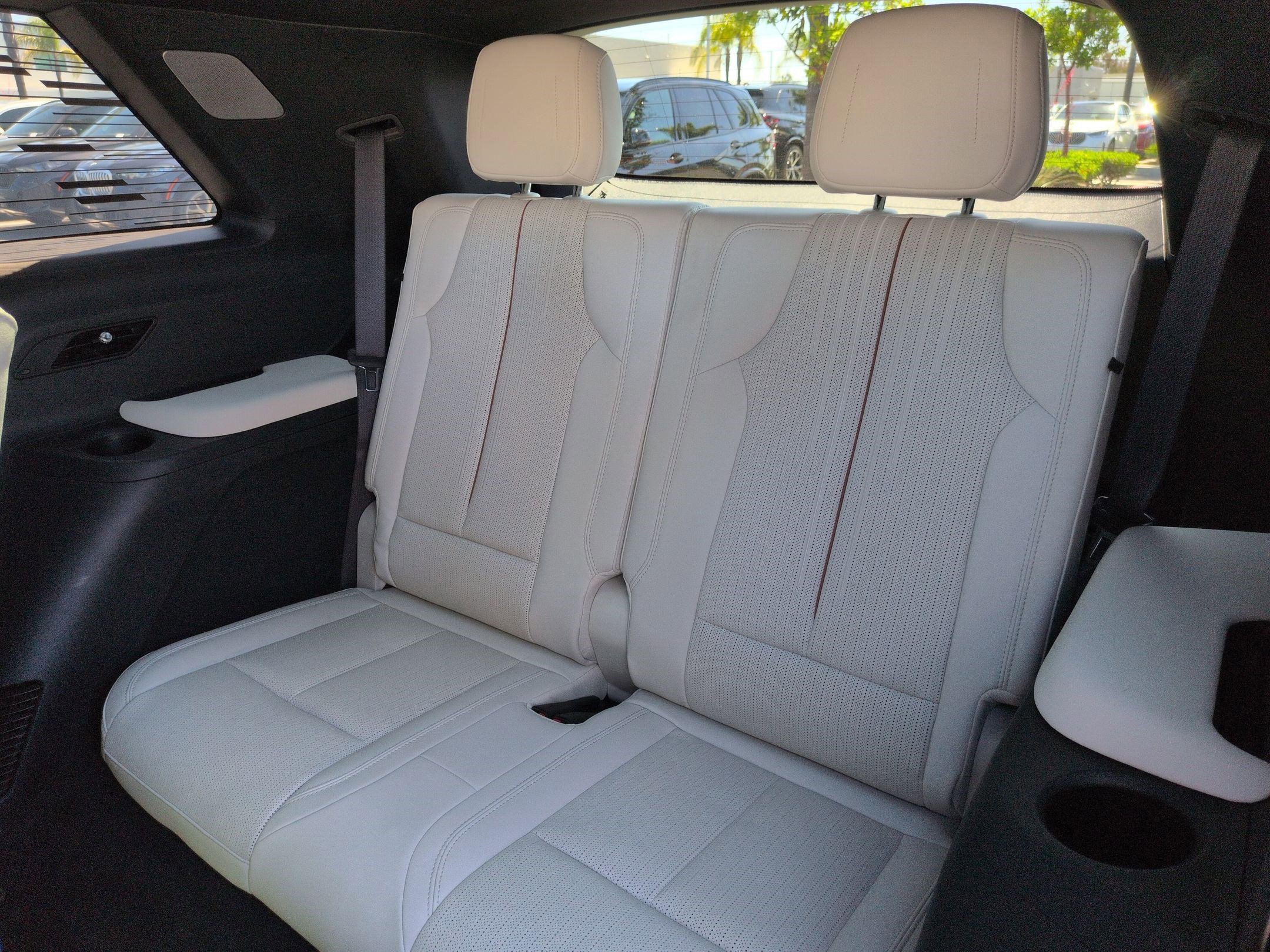 Used 2026 Cadillac Vistiq Sport AWD/4WD image 32