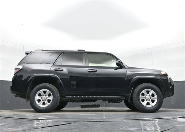Used 2020 Toyota 4Runner SR5 image 40