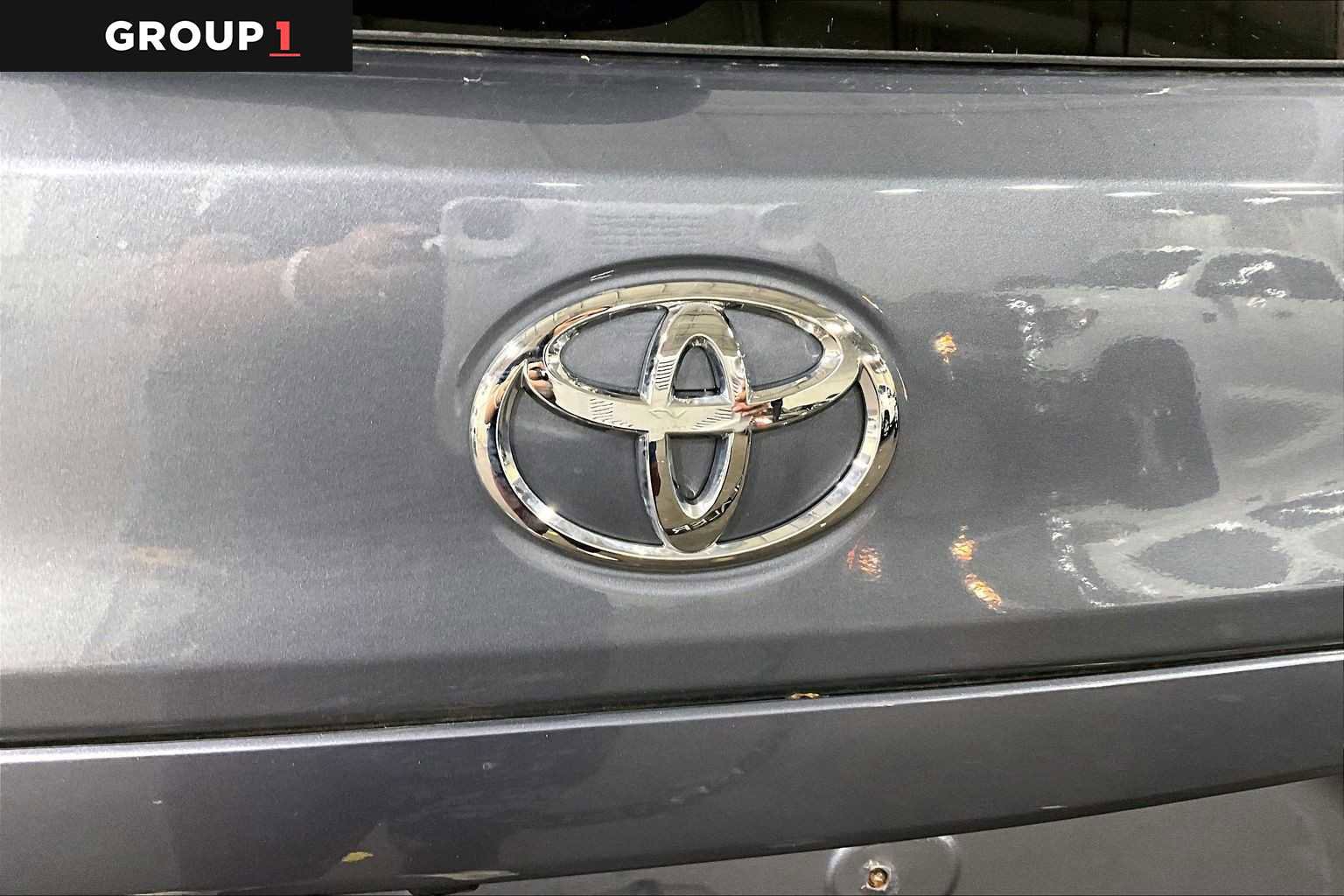 Used 2023 Toyota Corolla Cross LE w/ Moonroof Package AWD/4WD image 31