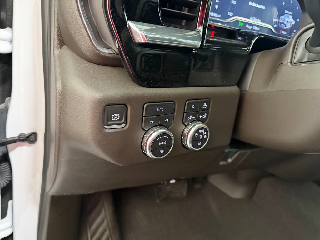 Used 2024 GMC Sierra 1500 SLT image 4