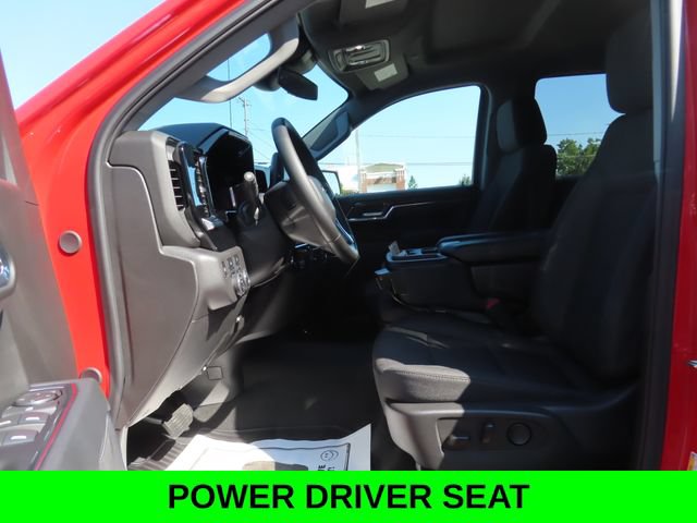 Used 2025 Chevrolet Silverado 1500 LT AWD/4WD image 19