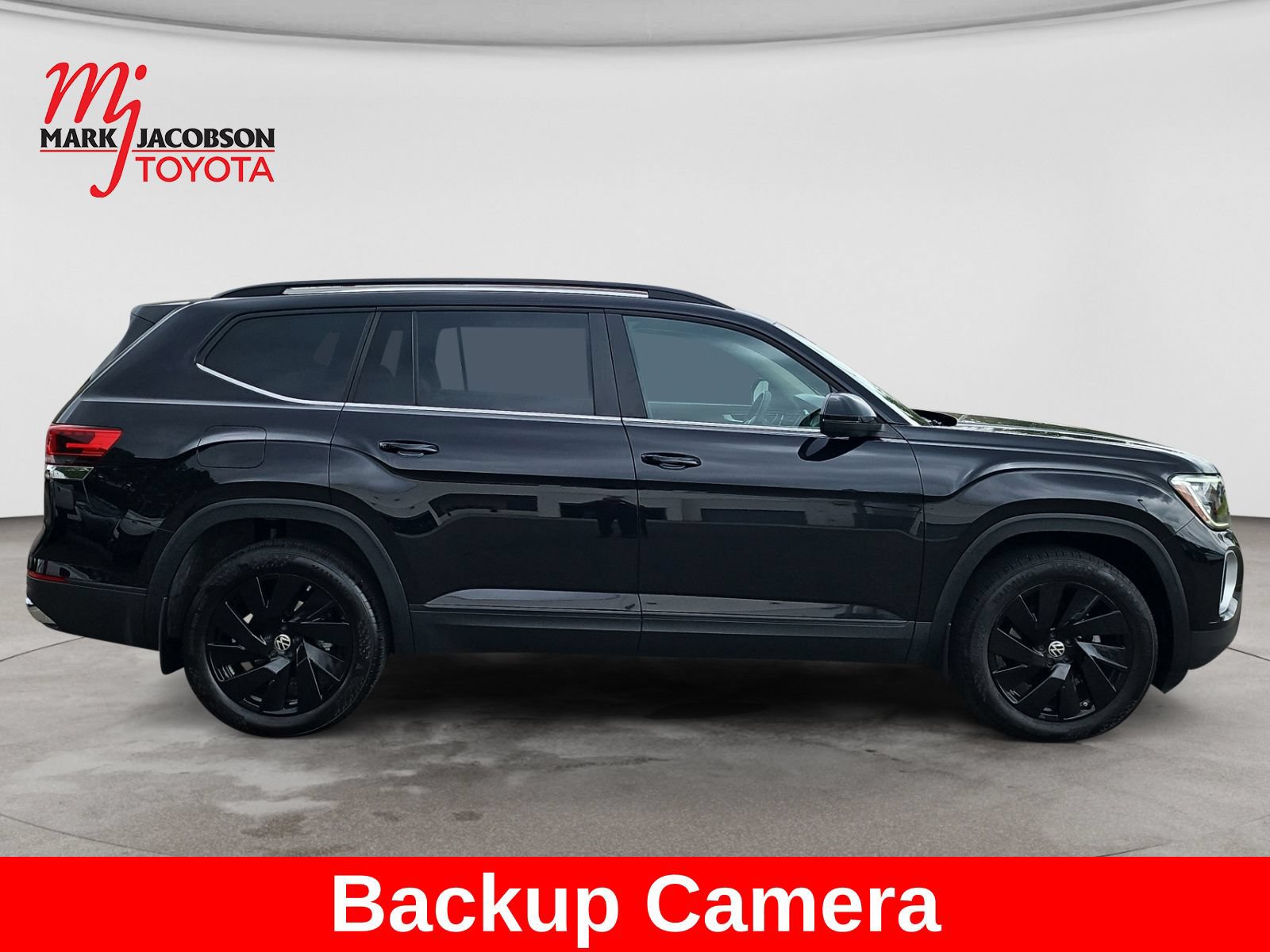 Used 2024 Volkswagen Atlas SE AWD/4WD image 6