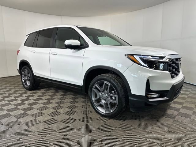 Used 2023 Honda Passport EX-L image 2