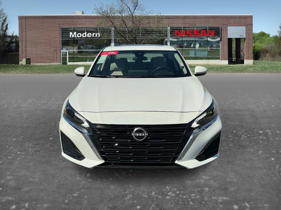 Certified 2024 Nissan Altima 2.5 SL FWD image 6