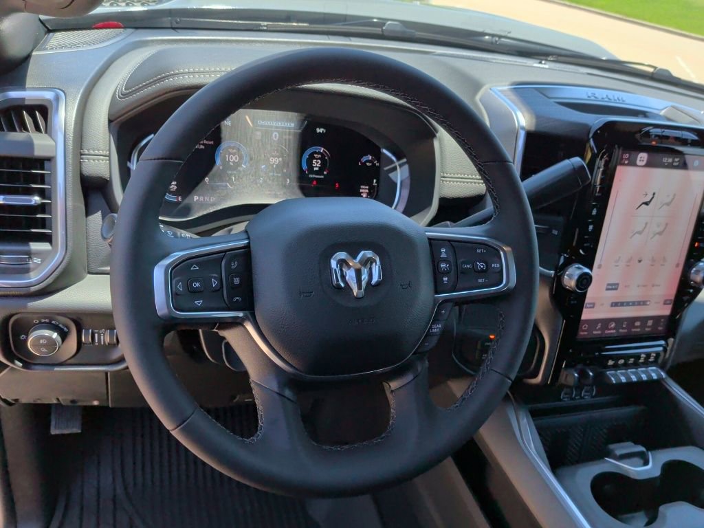 New 2026 RAM 3500 Laramie AWD/4WD image 17
