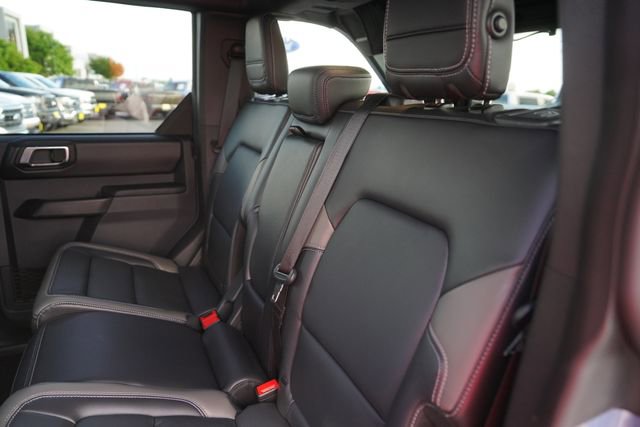 Used 2025 Ford Bronco Outer Banks w/ Sasquatch Package image 13