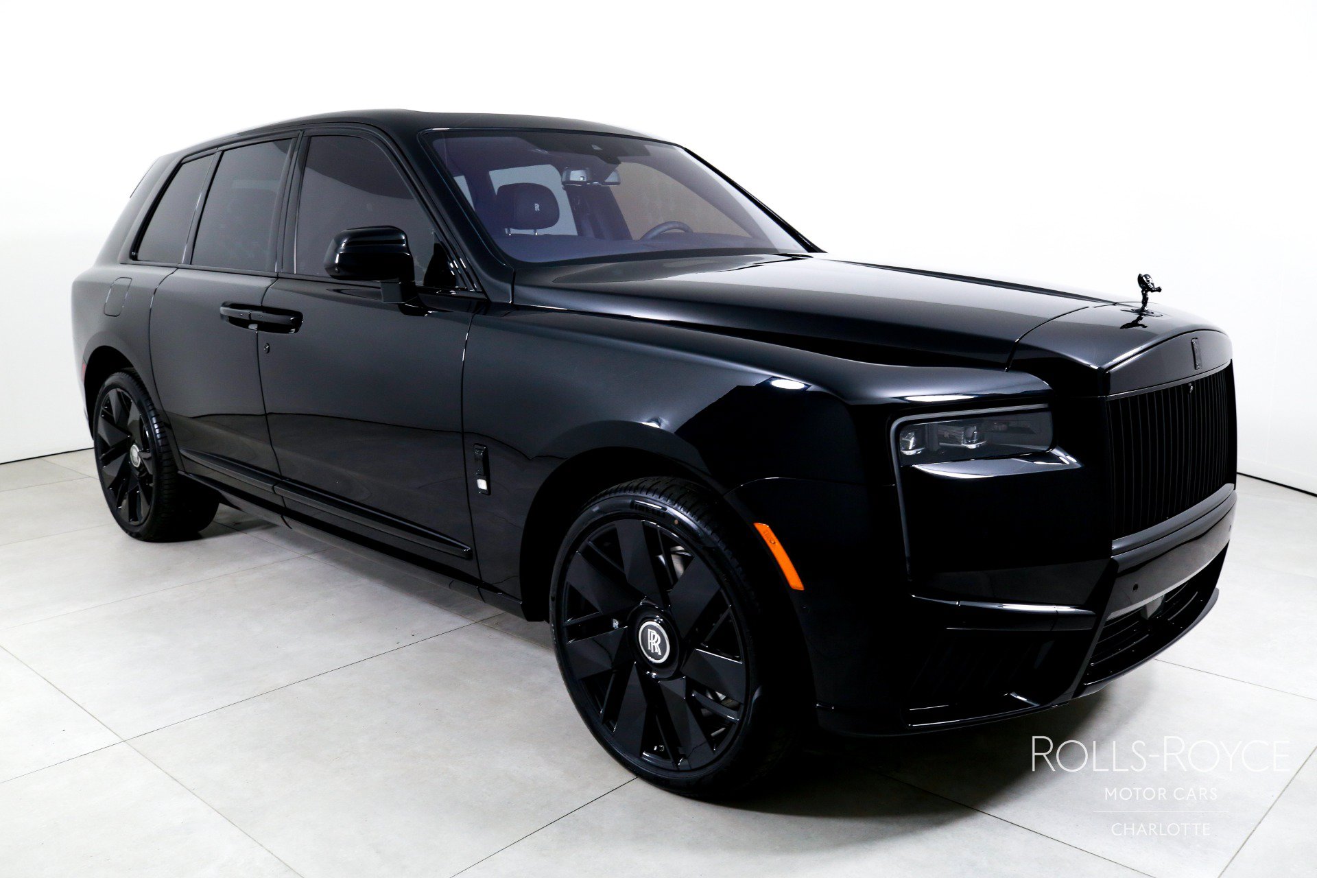Used 2026 Rolls-Royce Cullinan AWD/4WD image 6