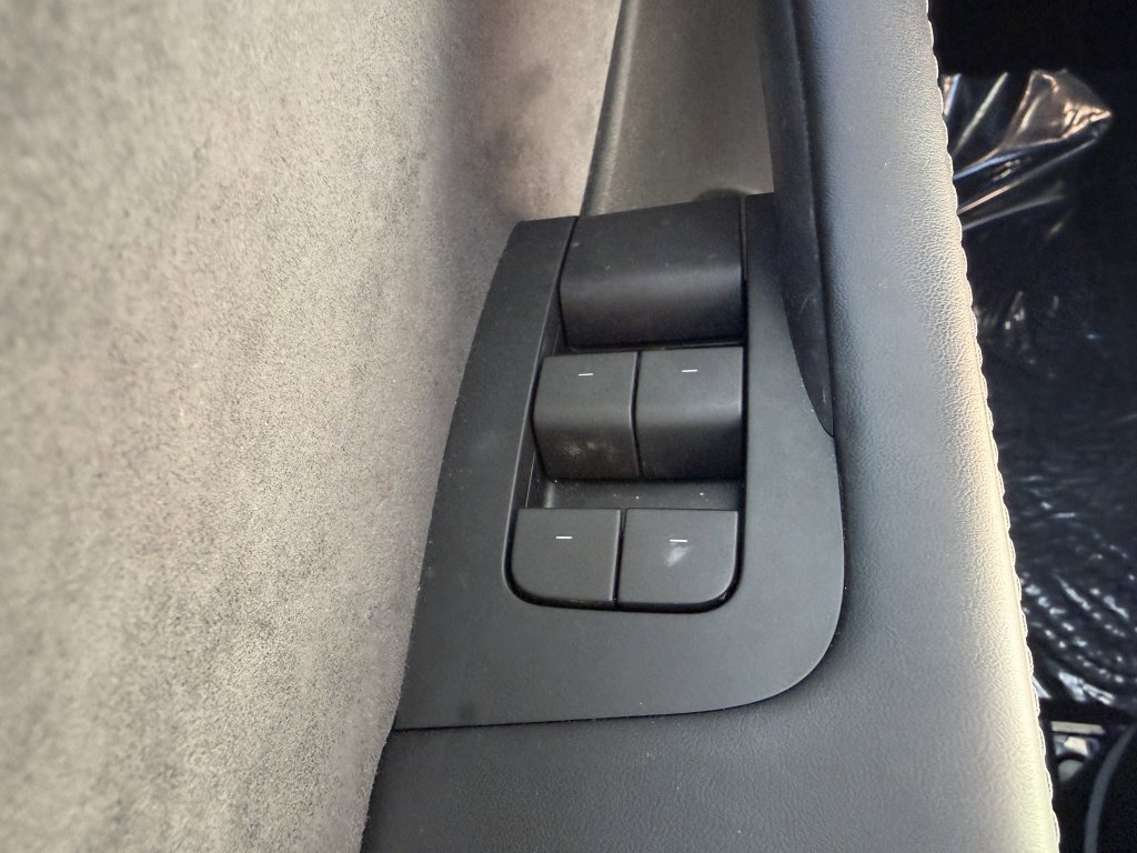 Used 2024 Tesla Model Y Long Range image 28