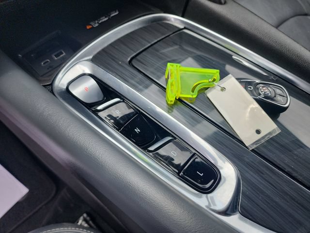 Used 2023 Buick Enclave Essence FWD image 25