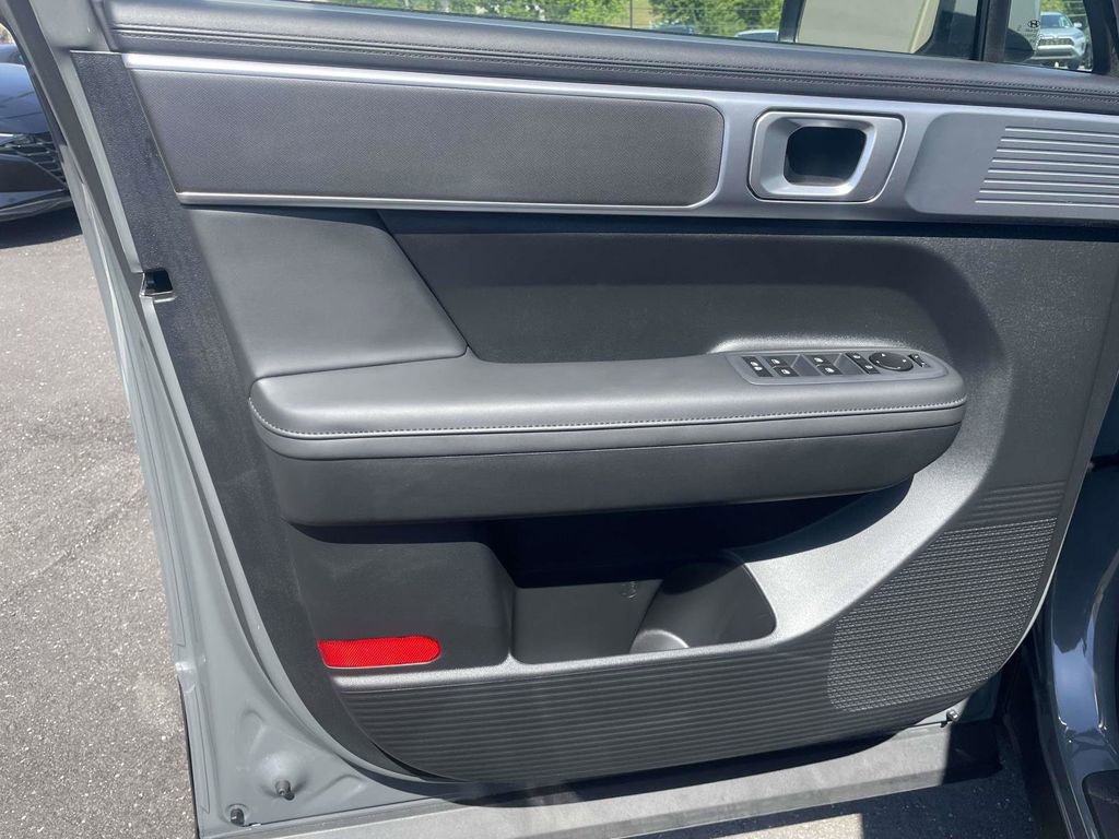 Certified 2026 Hyundai Santa Fe SEL FWD image 13