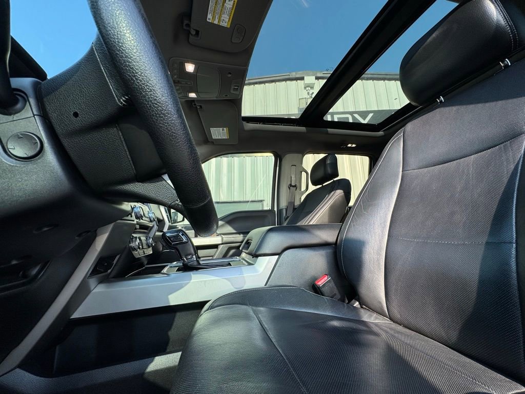 Used 2015 Ford F150 Lariat w/ Equipment Group 502A Luxury AWD/4WD image 12