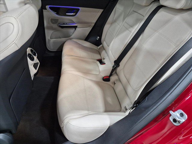 Used 2026 Mercedes-Benz GLC 300 image 19