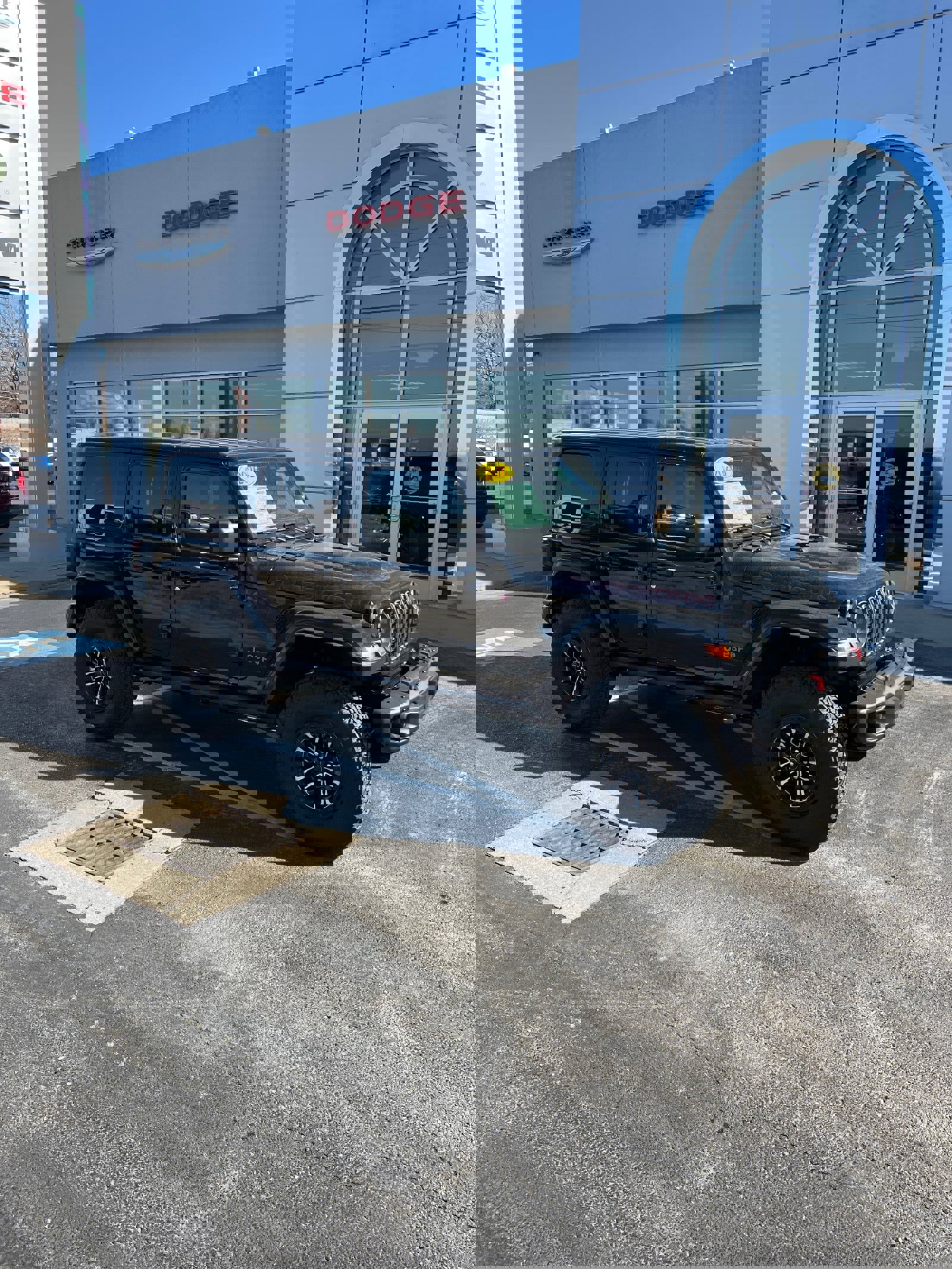 New 2026 Jeep Wrangler Unlimited Rubicon w/ Xtreme 35 Tire Package image 6