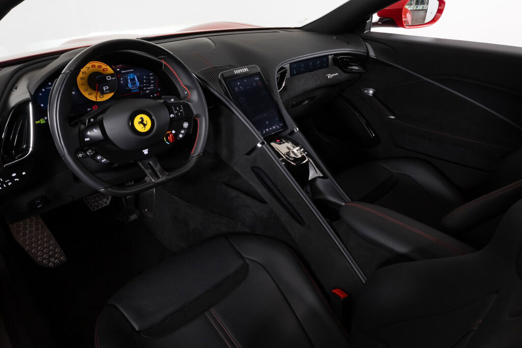 Certified 2021 Ferrari Roma image 39