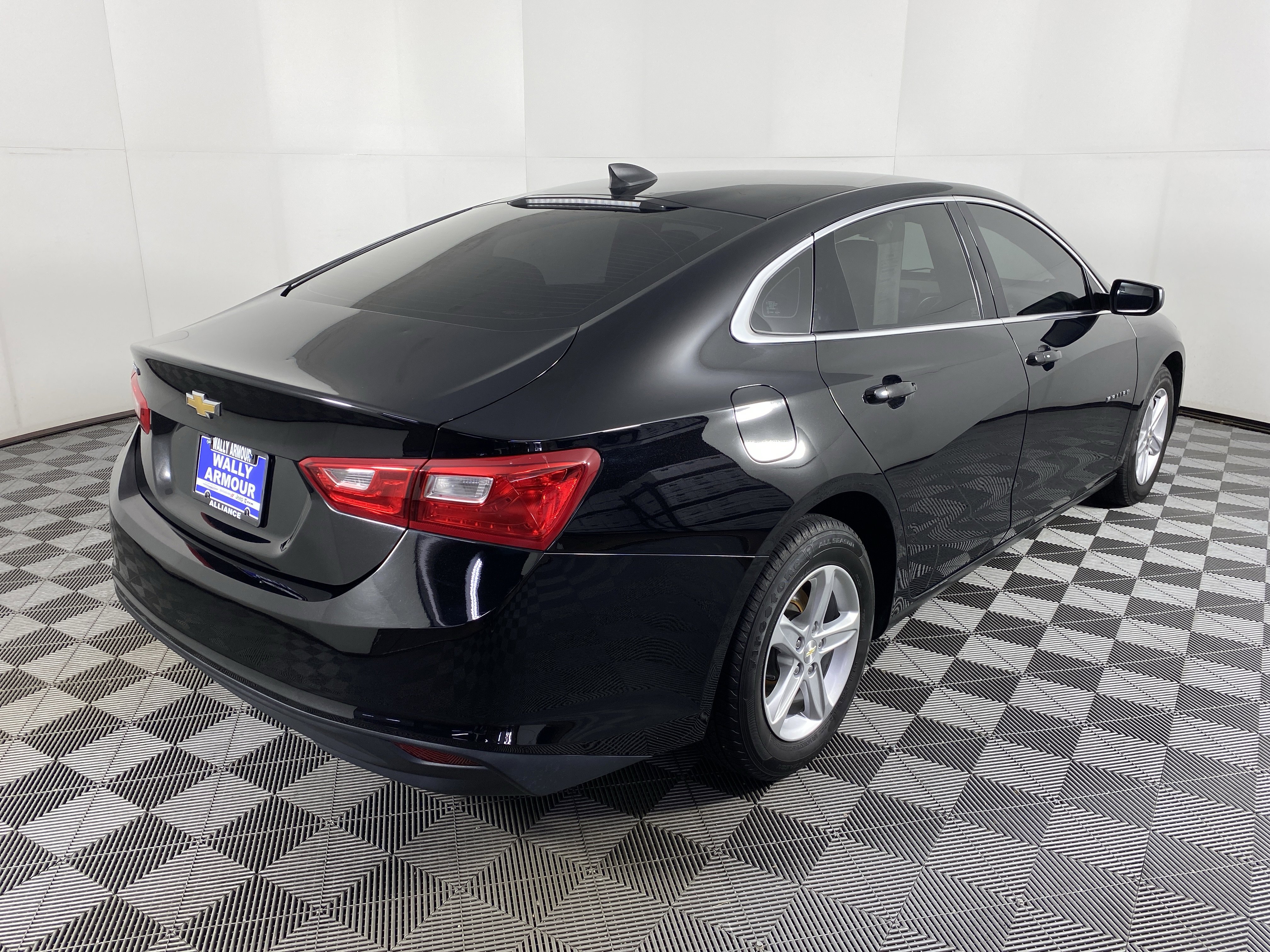 Used 2020 Chevrolet Malibu LS image 6
