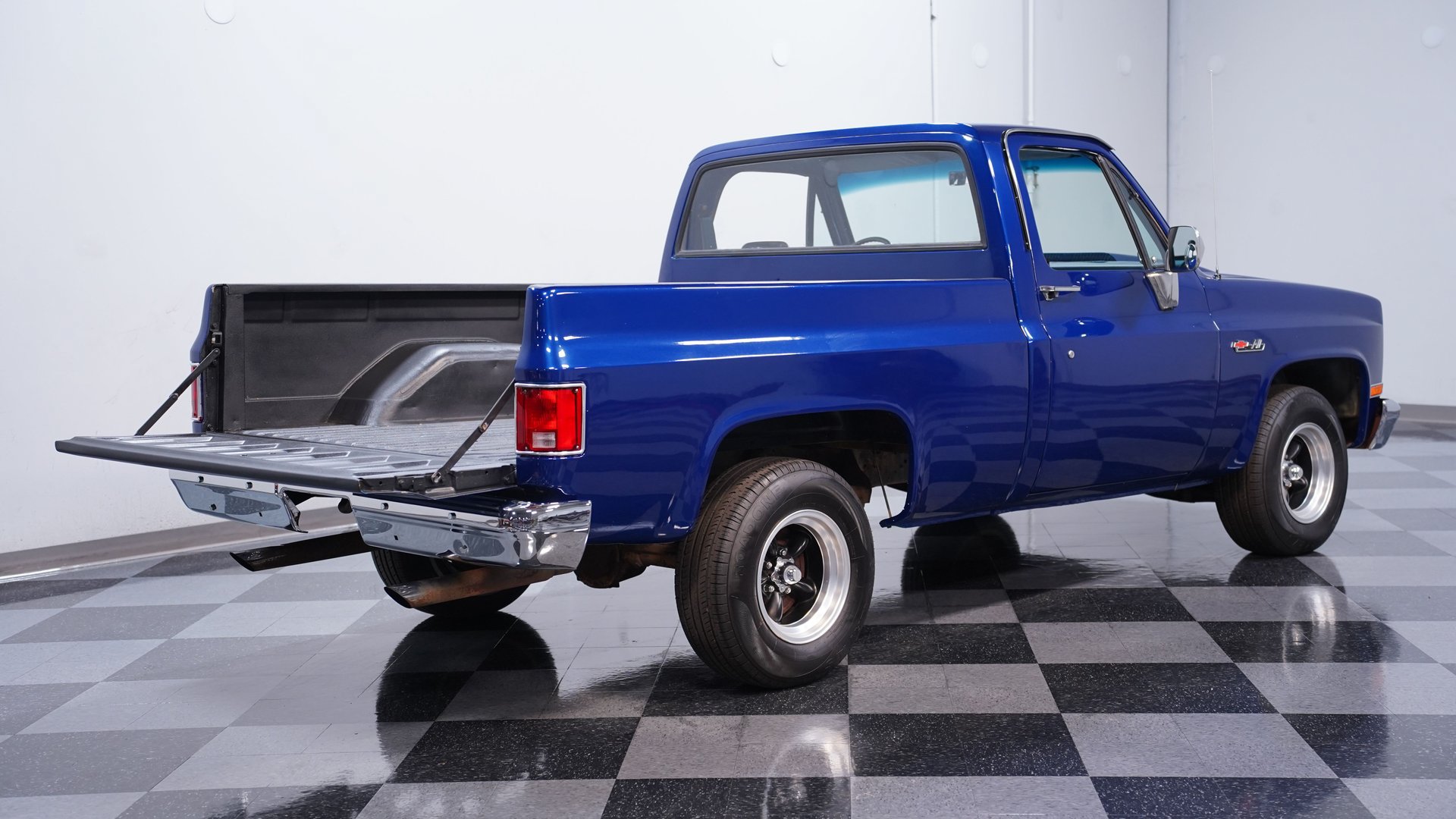 Used 1987 GMC Sierra 1500 2WD Regular Cab image 39
