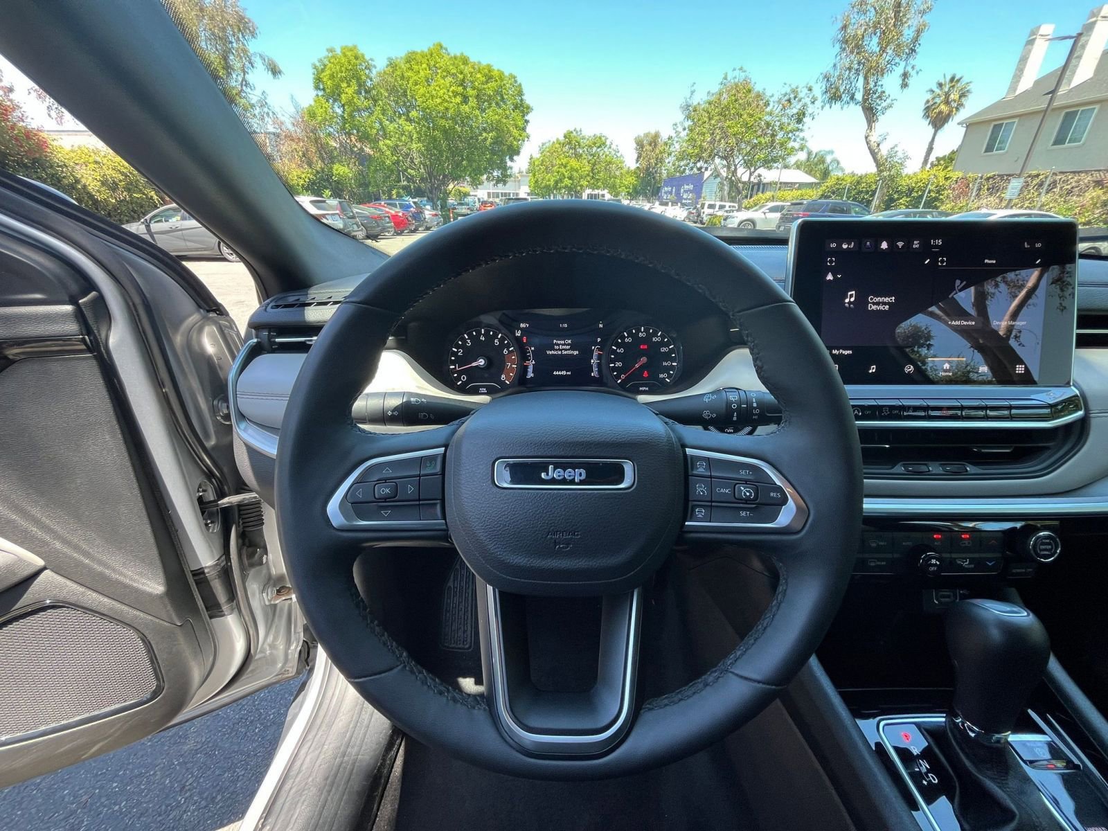 Used 2025 Jeep Compass Limited AWD/4WD image 35