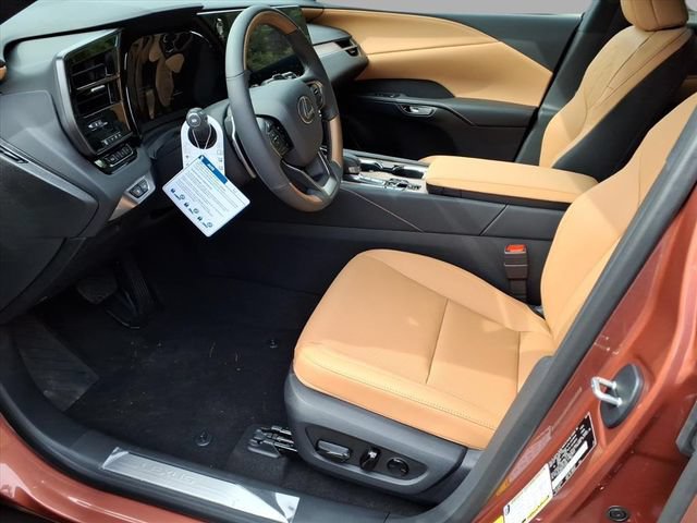 New 2025 Lexus RX 350 Premium w/ Accessory Package (Z1) AWD/4WD image 11