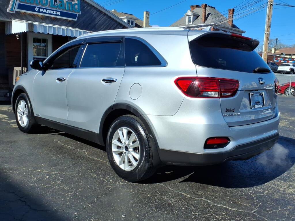 Used 2019 Kia Sorento LX w/ LX Convenience Package AWD/4WD image 5