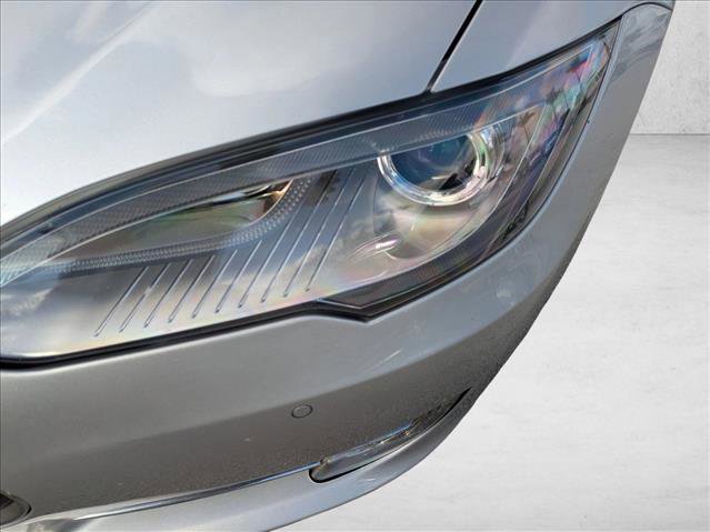 Used 2015 Tesla Model S 85D image 4