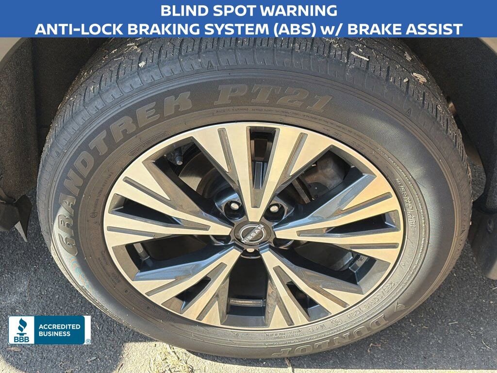 Certified 2023 Nissan Rogue SV image 8