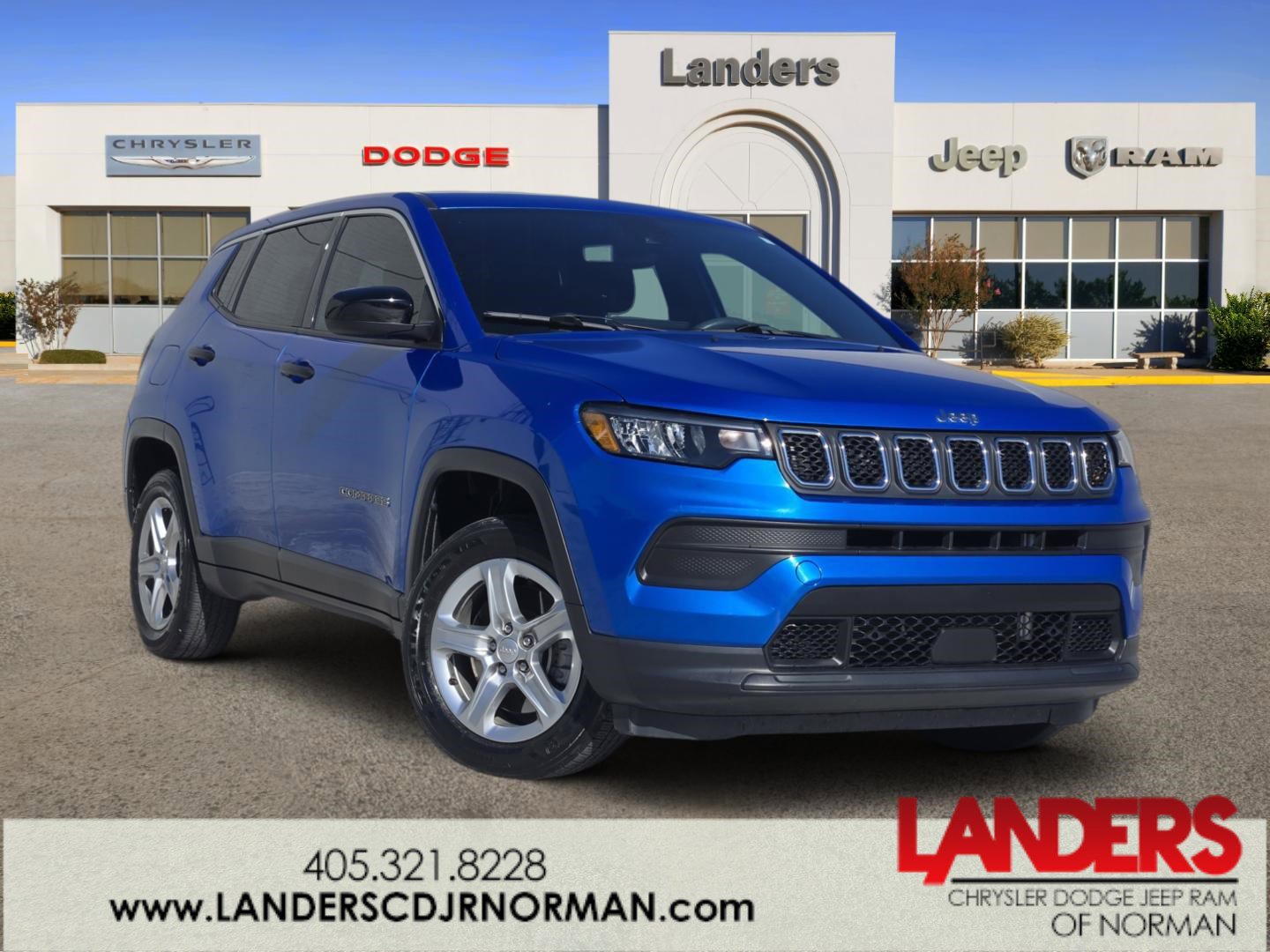 Used 2023 Jeep Compass Sport image 1