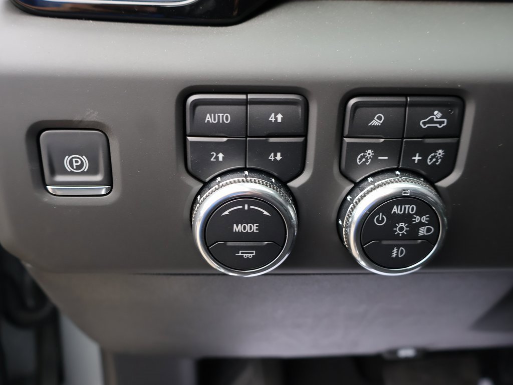 New 2025 GMC Sierra 2500 Denali w/ Denali Reserve Package image 13