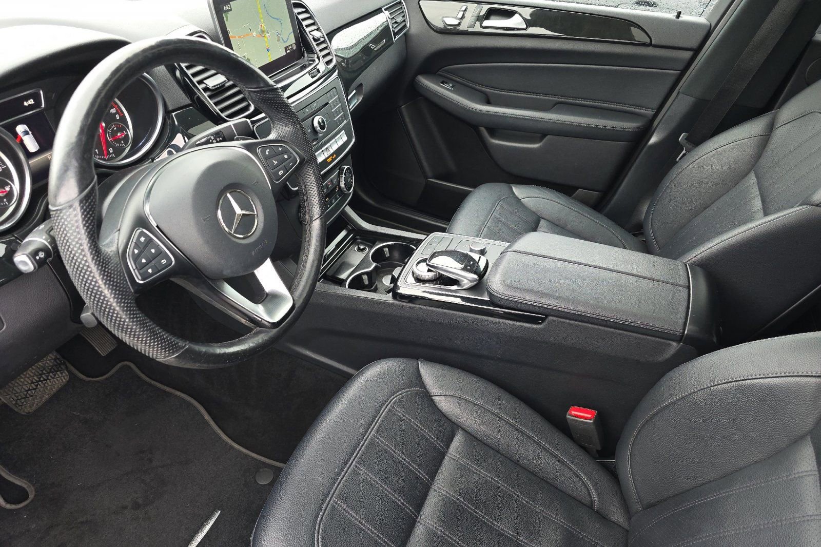 Used 2018 Mercedes-Benz GLE 350 4MATIC image 9