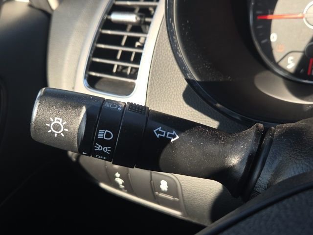 Used 2017 Kia Forte LX image 32