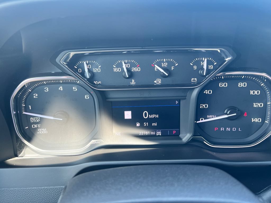 Used 2019 GMC Sierra 1500 SLT w/ SLT Premium Package AWD/4WD image 30