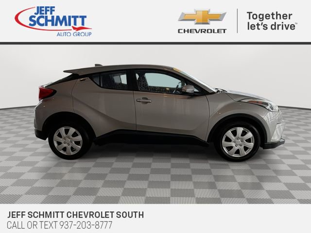 Used 2019 Toyota C-HR LE image 12
