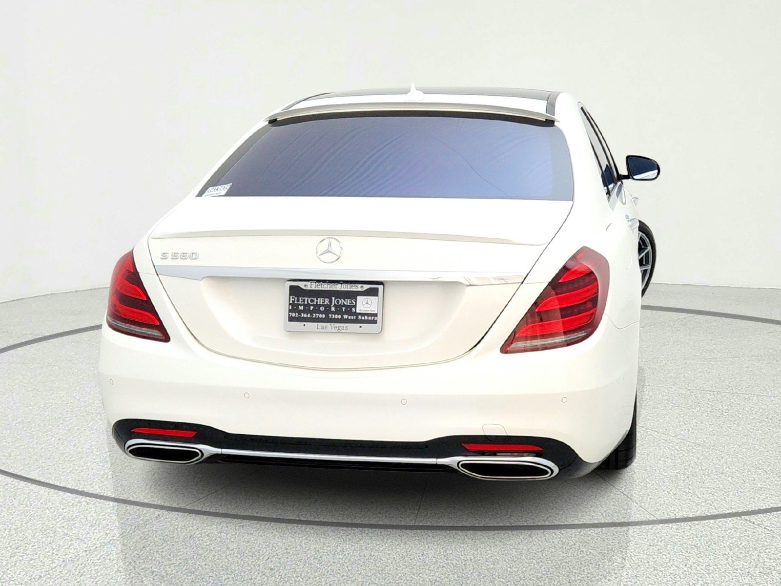 Used 2018 Mercedes-Benz S 560 Sedan image 10