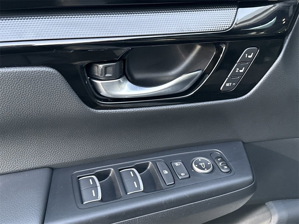 Used 2024 Honda CR-V Sport Touring image 25