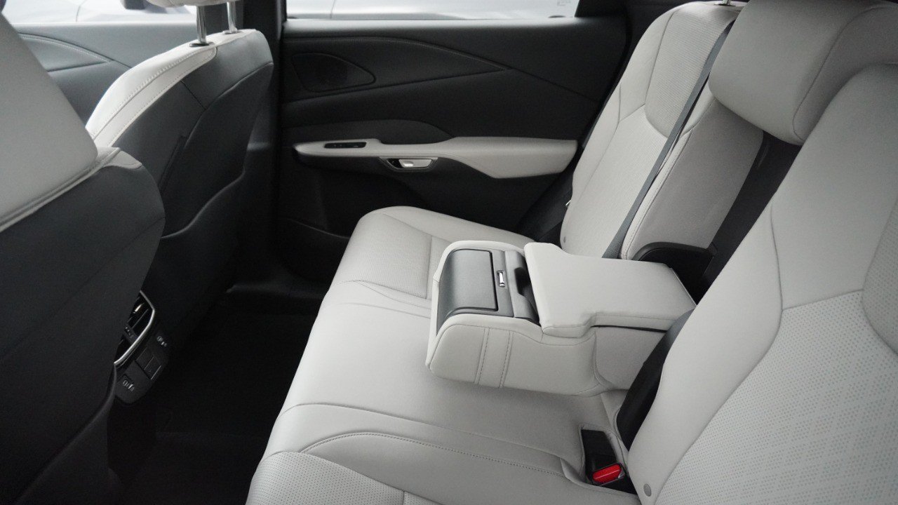 Certified 2023 Lexus RX 350 Premium Plus w/ Cold Area Package FWD image 10